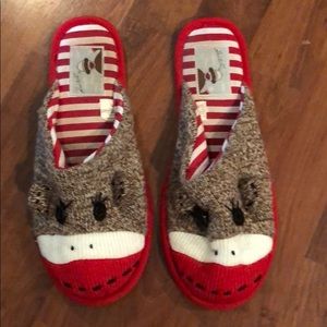 Nick & Nora slippers 🎄🎁size 8-10